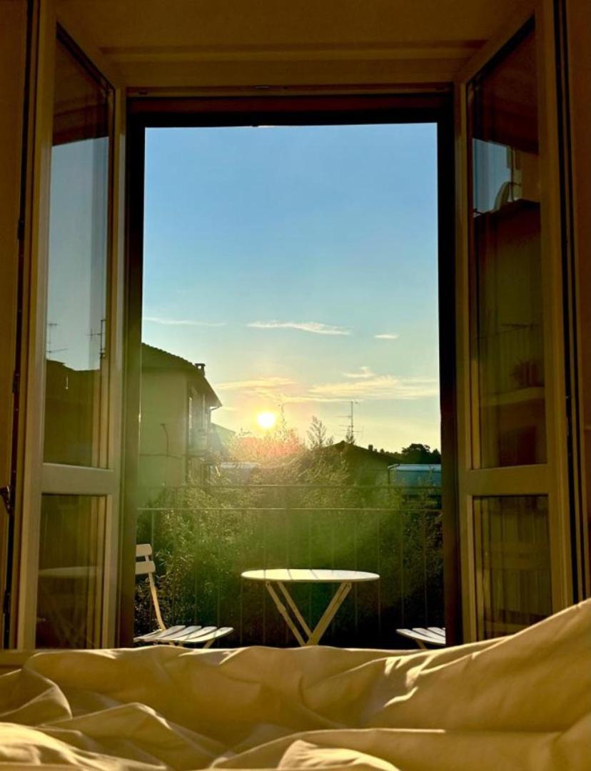 Lora Diamond Suite ,Free Parking, Self Check In,3 Como Buitenkant foto