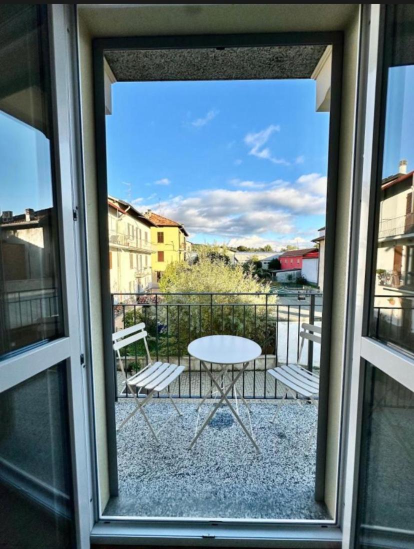 Lora Diamond Suite ,Free Parking, Self Check In,3 Como Buitenkant foto