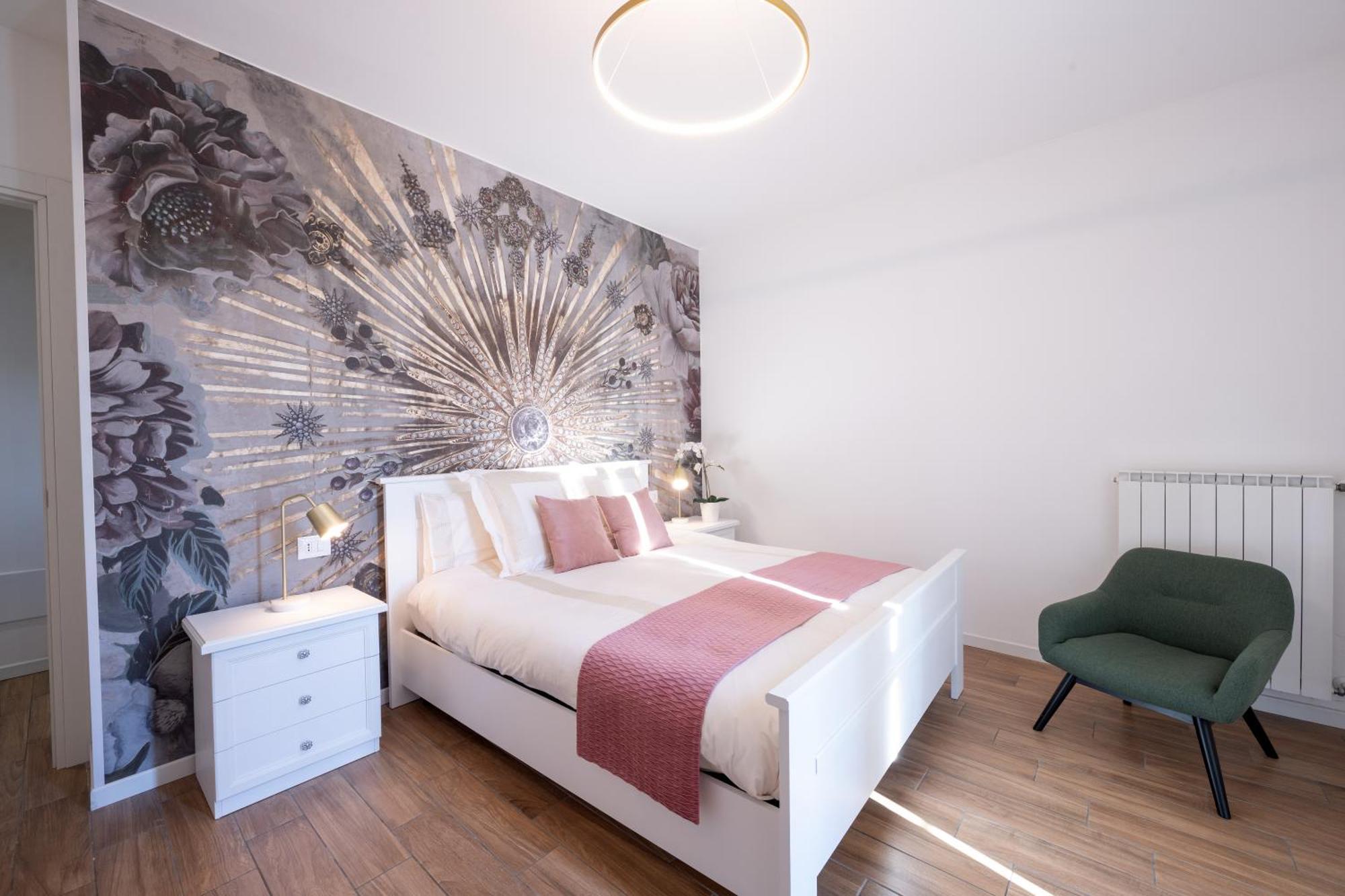 Lora Diamond Suite ,Free Parking, Self Check In,3 Como Buitenkant foto